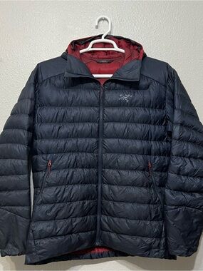 Arc'teryx Cerium LT Down Hooded Jacket Men’s Large Packable